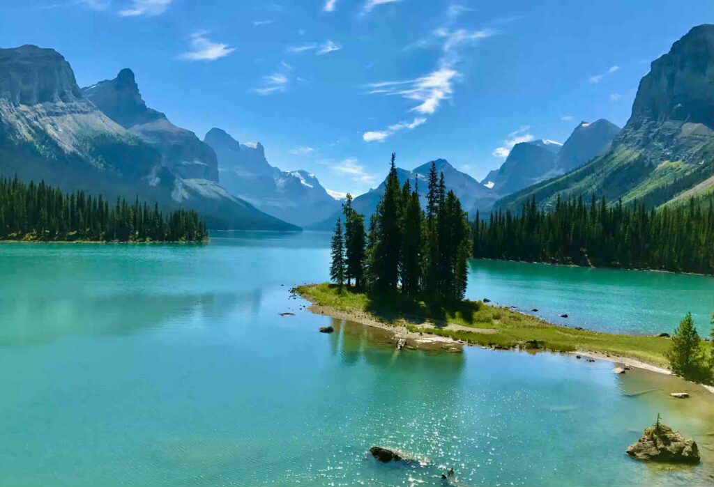 Maligne Lake