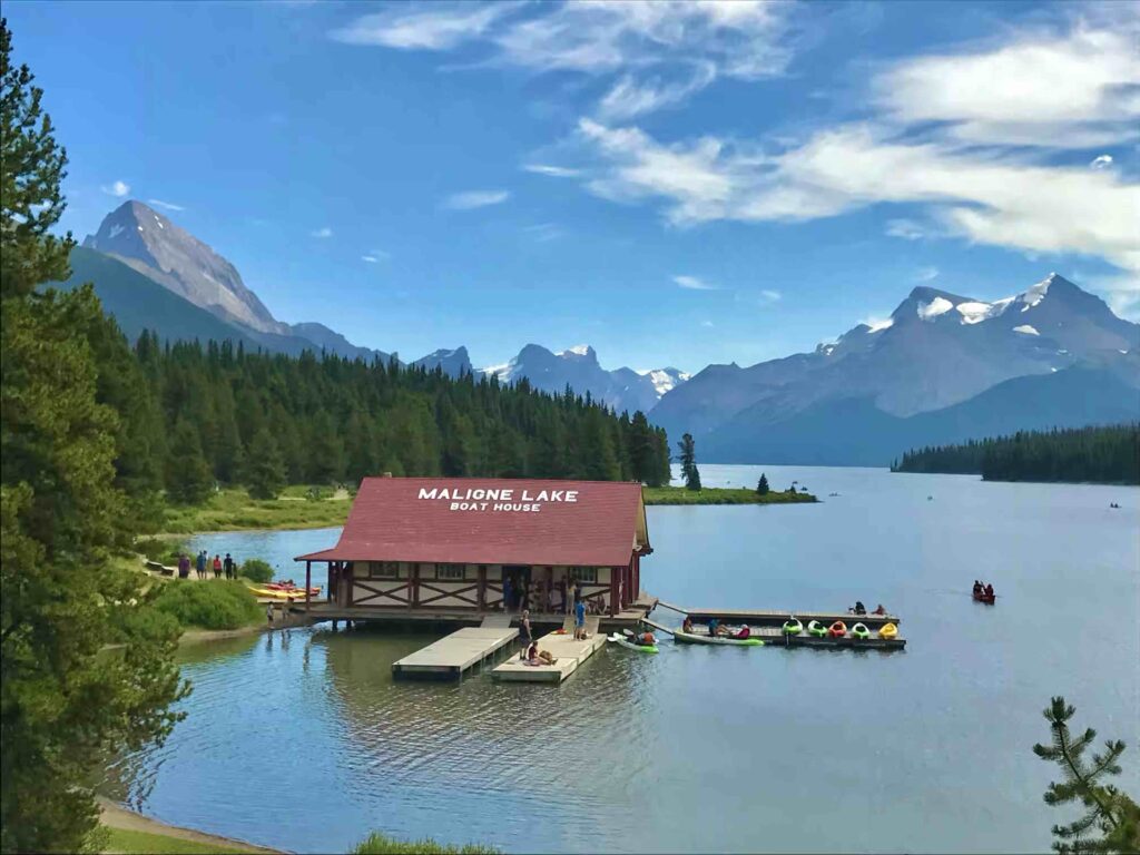 Maligne Lake